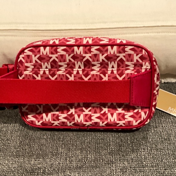 Michael Kors Dark Raspberry/White Logo Belt Bag NWT - Picture 5 of 7